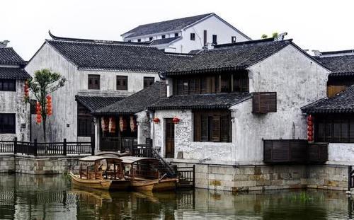 你认为满口网络语言，这是幽默风趣吗？游戏画面